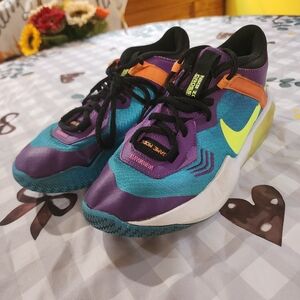 Nike Kids Purple and Blue Sneakers